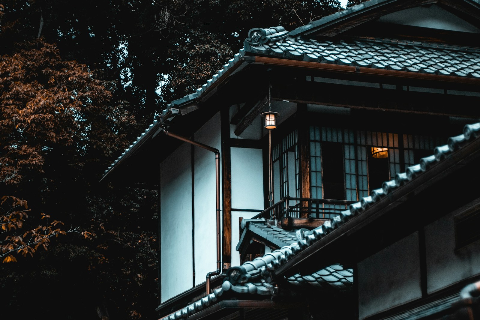 Esthétique et tradition du logement nippon: photo maison japon à l'honneur